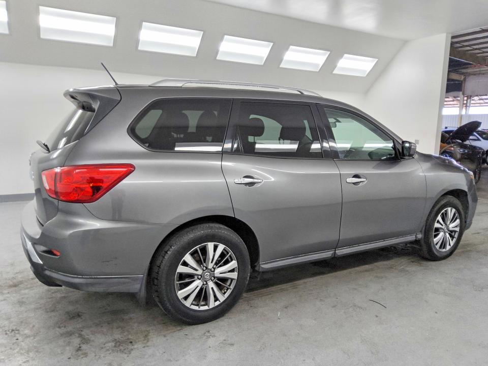 Продаж на аукціоні авто 2018 Nissan Pathfinder, vin: 5N1DR2MN1JC621591, номер лоту: 55899476