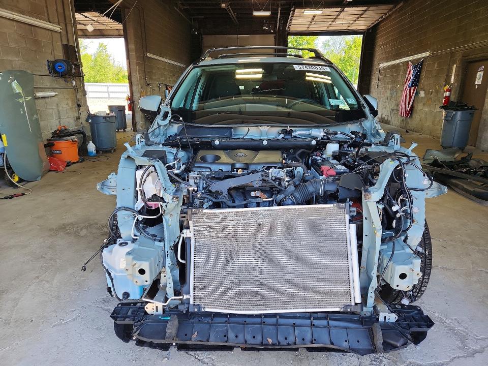 2021 Toyota Rav4 მანქანა იყიდება აუქციონზე, vin: 2T3P1RFV6MW226905, აუქციონის ნომერი: 57430836