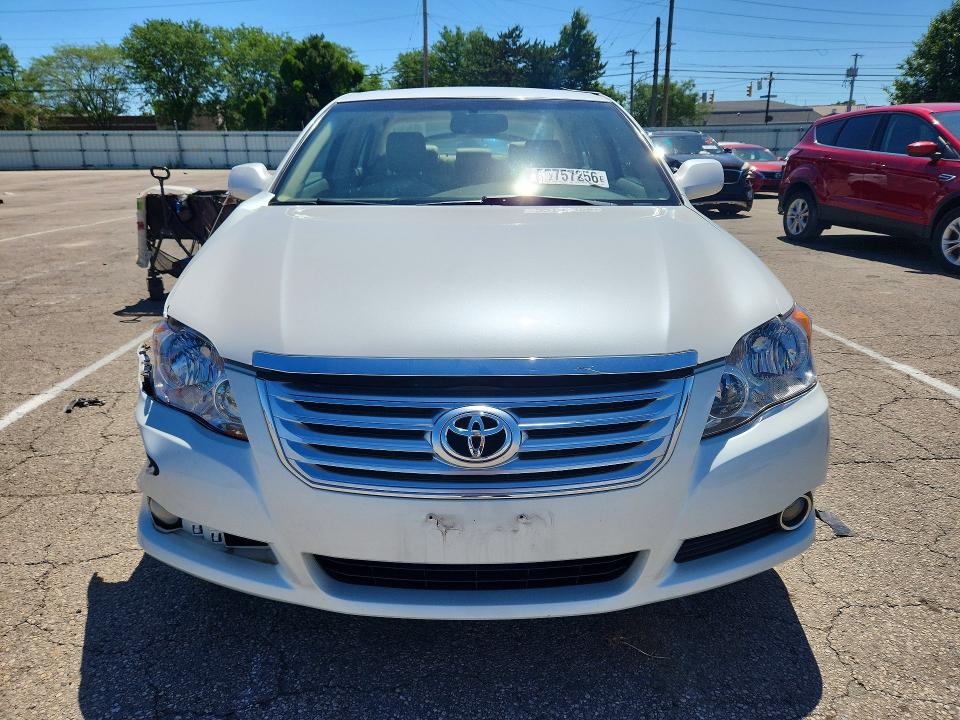 2010 Toyota Avalon მანქანა იყიდება აუქციონზე, vin: 4T1BK3DB0AU352355, აუქციონის ნომერი: 55757256