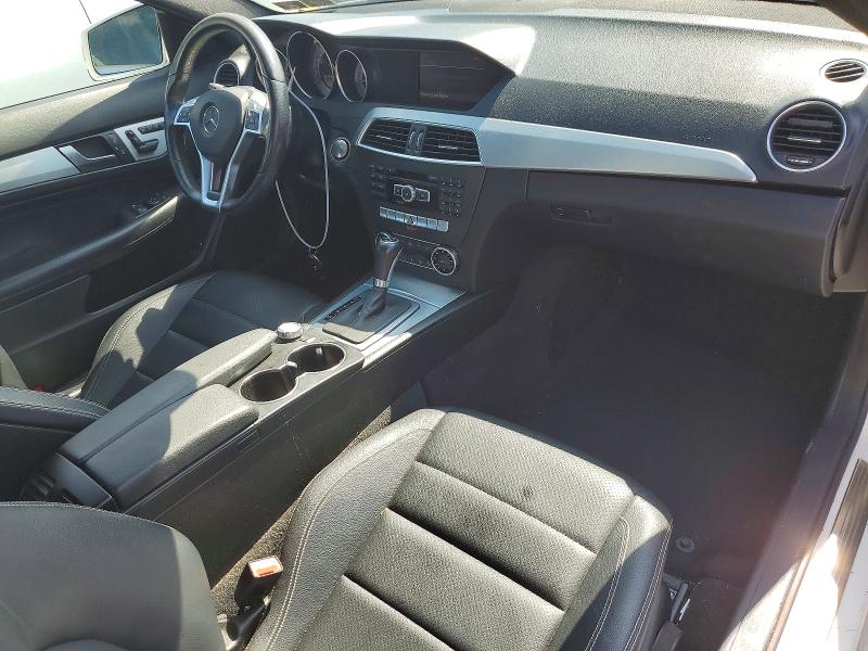 57217576 :رقم المزاد ، WDDGJ4HB4CF856501 vin ، 2012 Mercedes-benz C مزاد بيع