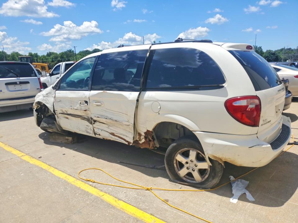 2005 Dodge Grand Caravan მანქანა იყიდება აუქციონზე, vin: 2D4GP44L85R531727, აუქციონის ნომერი: 57264436