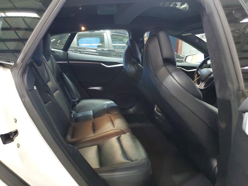 2018 Tesla Model S მანქანა იყიდება აუქციონზე, vin: 5YJSA1E25JF244333, აუქციონის ნომერი: 57812726