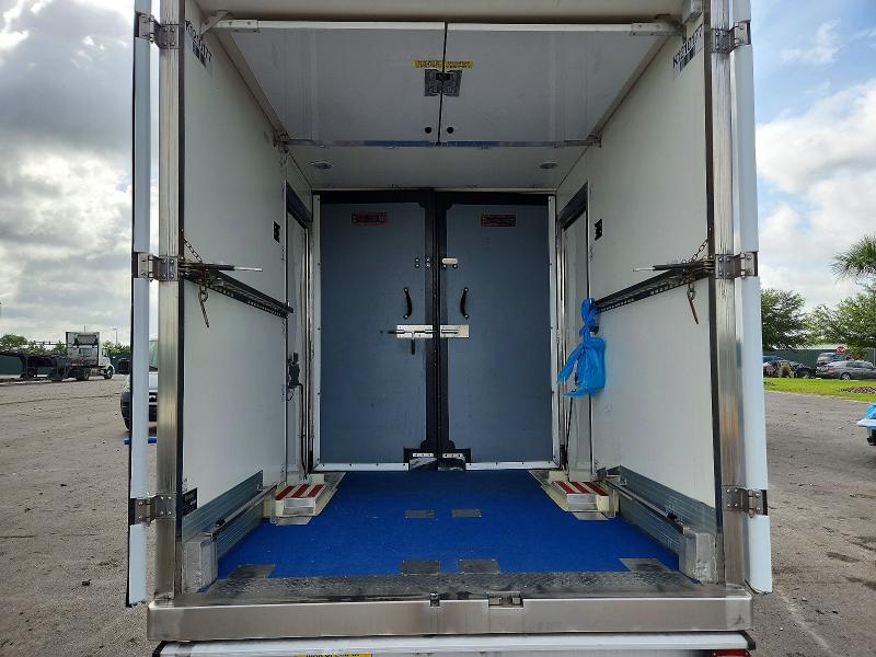 55569206 :رقم المزاد ، 1FDBW5Z83MKA84298 vin ، 2021 Ford Transit مزاد بيع