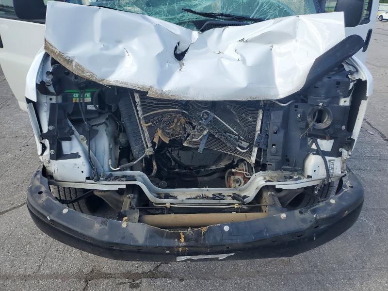 56886456 :رقم المزاد ، 1GCWGFCF9F1119533 vin ، 2015 Chevrolet Express G2500 مزاد بيع