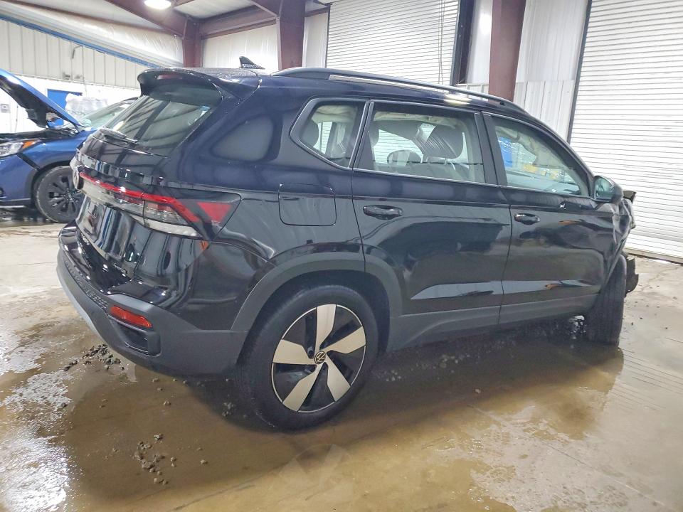 Продажа на аукционе авто 2026 Volkswagen Taos, vin: 3VV8C7B27TM009282, номер лота: 57319766