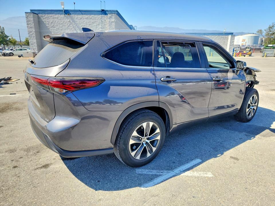 58936936 :رقم المزاد ، 5TDKDRAH1RS533815 vin ، 2024 Toyota Highlander مزاد بيع