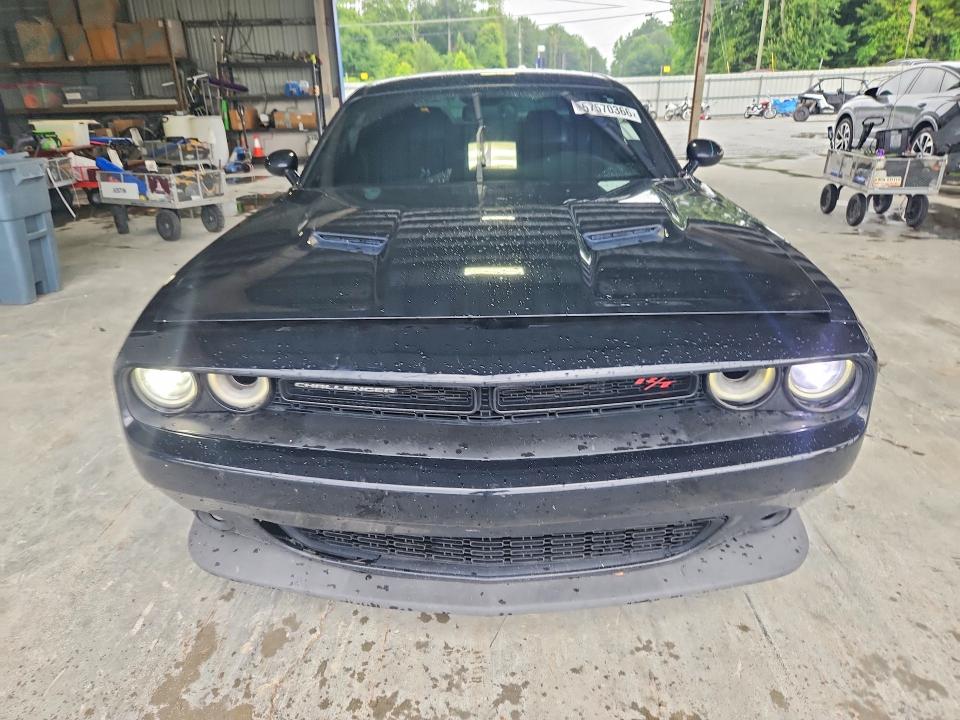 57570366 :رقم المزاد ، 2C3CDZFJ6GH256594 vin ، 2016 Dodge Challenger مزاد بيع