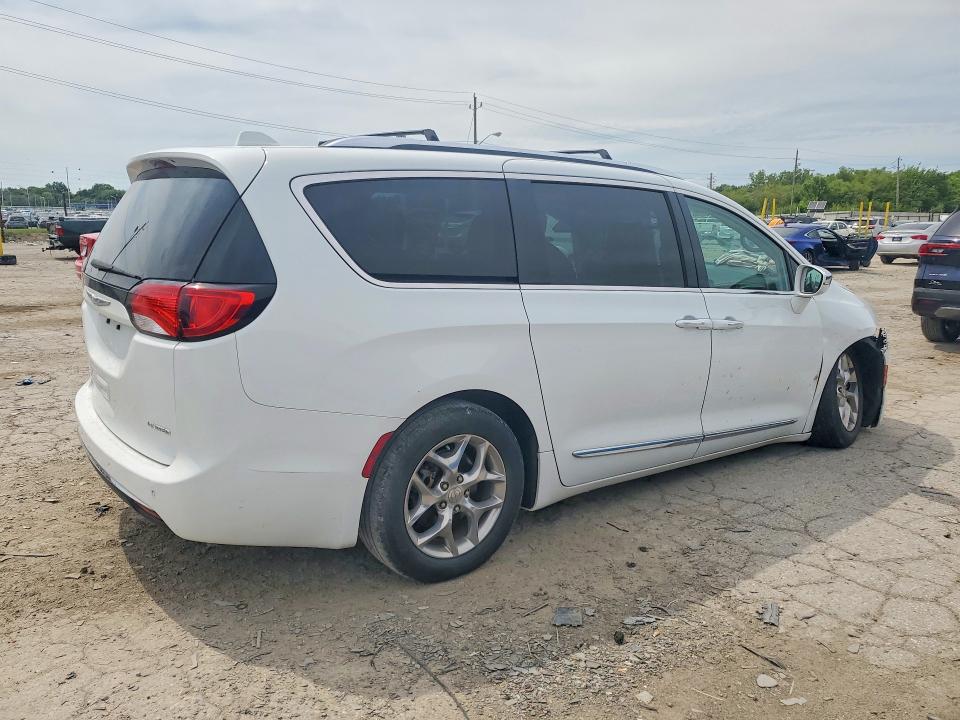 Продажа на аукционе авто 2017 Chrysler Pacifica, vin: 2C4RC1GG4HR751871, номер лота: 58331636
