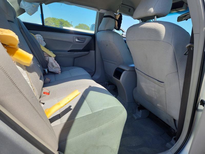 57758406 :رقم المزاد ، 4T1BF1FK7HU438164 vin ، 2017 Toyota Camry مزاد بيع