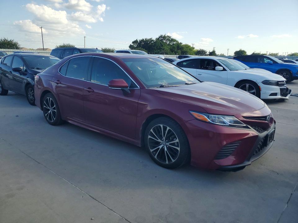 Продаж на аукціоні авто 2018 Toyota Camry, vin: 4T1B11HK1JU510879, номер лоту: 59033456