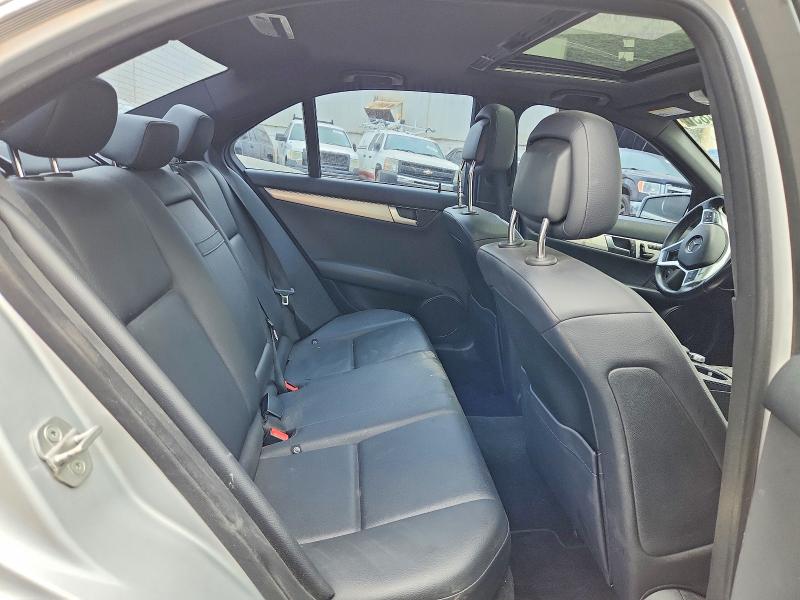 Продажа на аукционе авто 2013 Mercedes-benz C, vin: WDDGF8AB3DR285876, номер лота: 56104836