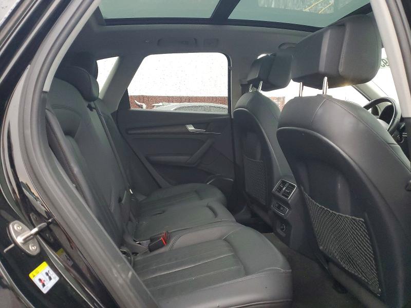 55193666 :رقم المزاد ، WA1BNAFY0J2218825 vin ، 2018 Audi Q5 مزاد بيع