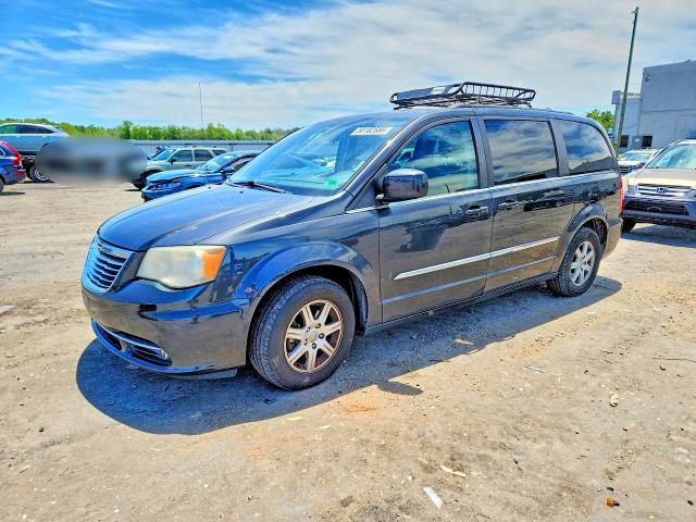 58182686 :رقم المزاد ، 2A4RR5DG8BR694215 vin ، 2011 Chrysler Town & Country مزاد بيع