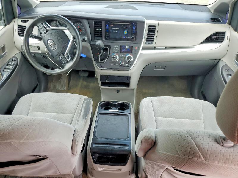 55631076 :رقم المزاد ، 5TDKK3DCXFS560235 vin ، 2015 Toyota Sienna مزاد بيع