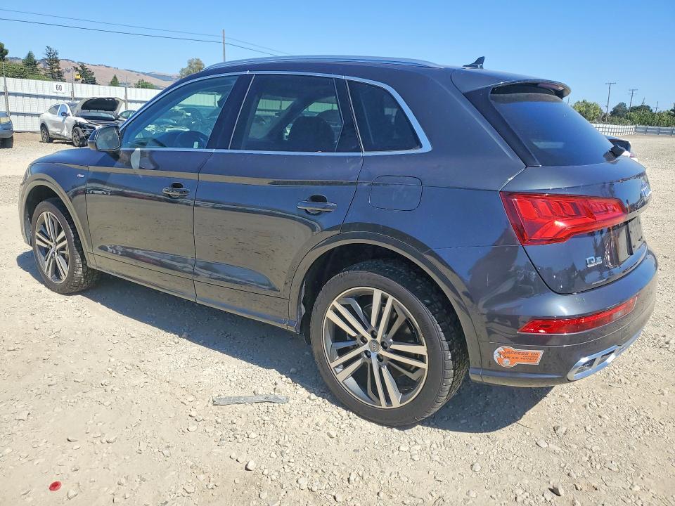 57059016 :رقم المزاد ، WA1E2AFY7L2062596 vin ، 2020 Audi Q5 E مزاد بيع