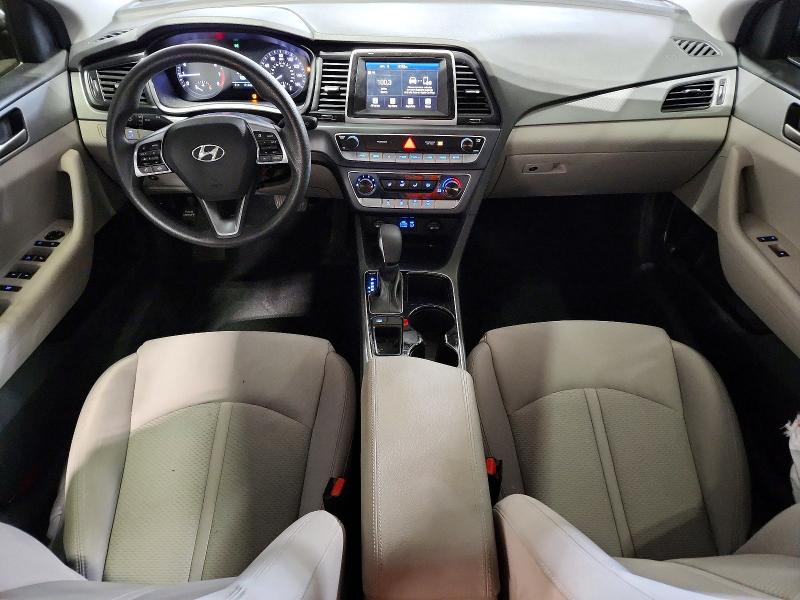 56323326 :رقم المزاد ، 5NPE24AA0JH680646 vin ، 2018 Hyundai Sonata مزاد بيع