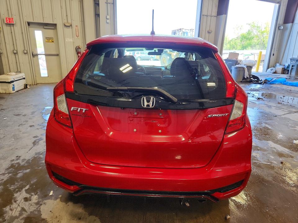 2018 Honda Fit მანქანა იყიდება აუქციონზე, vin: 3HGGK5H75JM715833, აუქციონის ნომერი: 55768606