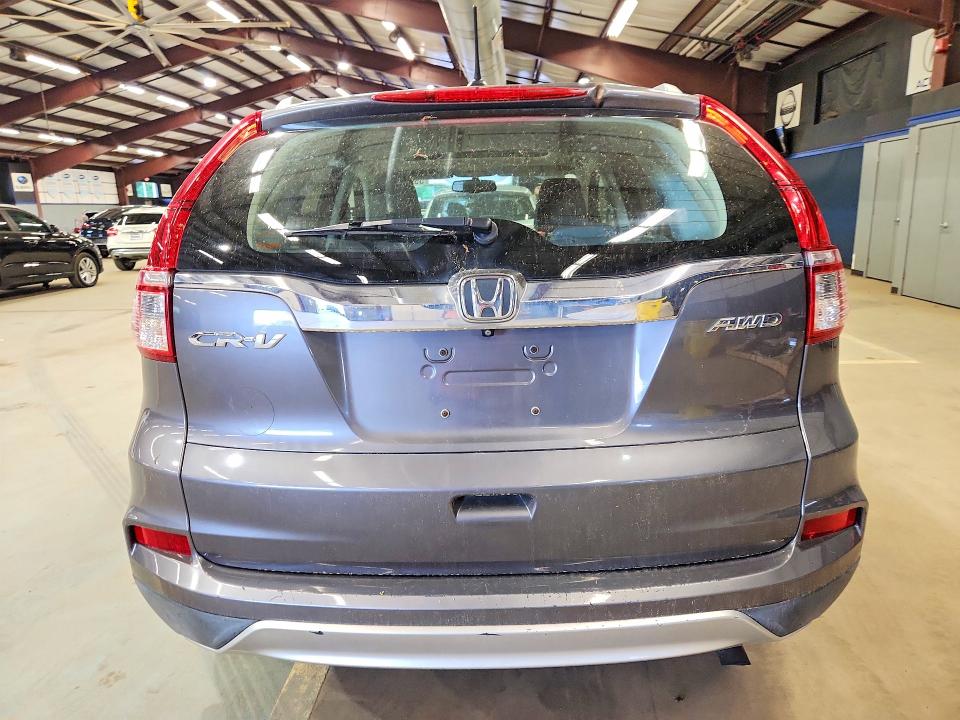55970546 :رقم المزاد ، 2HKRM4H72FH643076 vin ، 2015 Honda Cr-v مزاد بيع