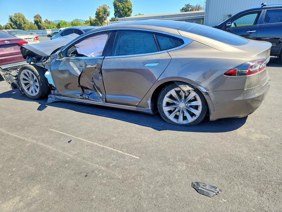 Aukcja sprzedaży 2016 Tesla Model S, vin: 5YJSA1E2XGF149808, numer aukcji: 56639386