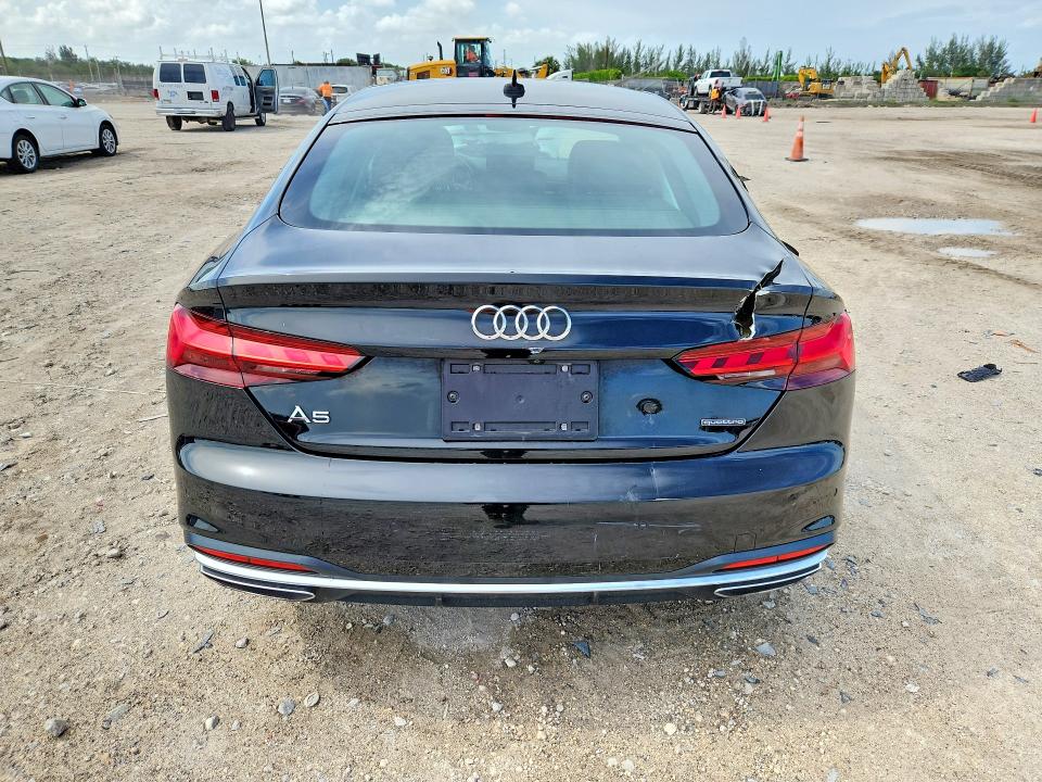 2022 Audi A5 მანქანა იყიდება აუქციონზე, vin: WAUABCF54NA032967, აუქციონის ნომერი: 58781366