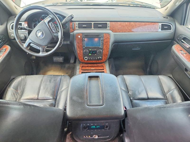 57684986 :رقم المزاد ، 1GNFK16318R225005 vin ، 2008 Chevrolet Suburban مزاد بيع