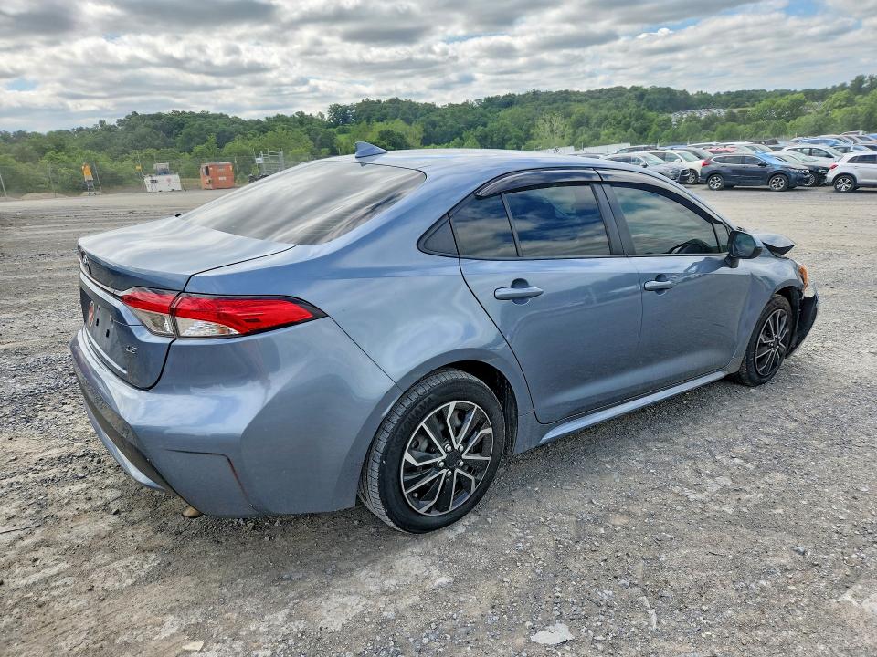 56056626 :رقم المزاد ، JTDEPMAE5N3001623 vin ، 2022 Toyota Corolla مزاد بيع