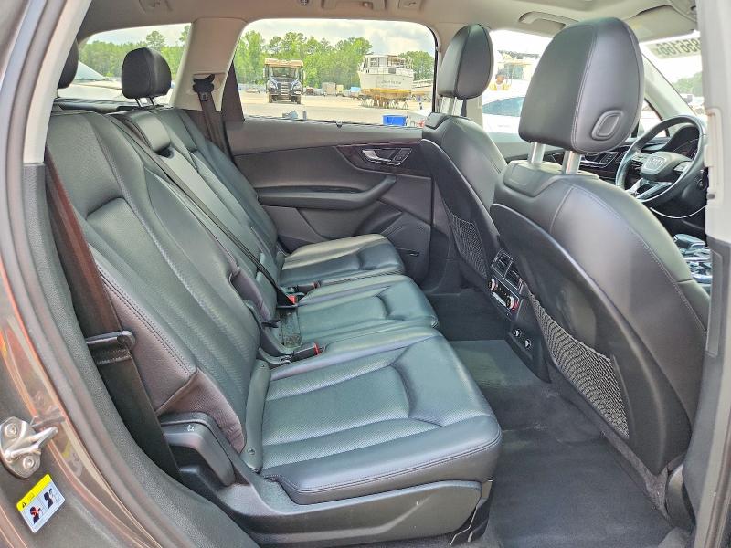 2018 Audi Q7 მანქანა იყიდება აუქციონზე, vin: WA1VAAF70JD038331, აუქციონის ნომერი: 56856166