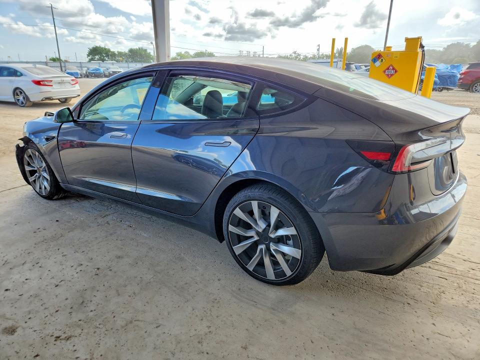 57958306 :رقم المزاد ، 5YJ3E1EA0SF933889 vin ، 2025 Tesla Model 3 مزاد بيع