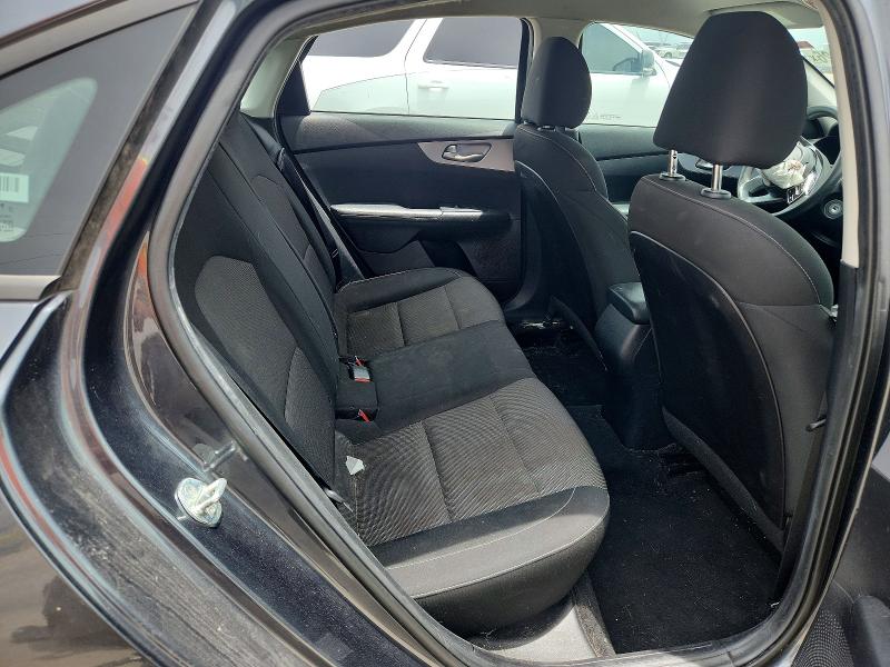 55963226 :رقم المزاد ، 3KPF24AD8NE427700 vin ، 2022 Kia Forte مزاد بيع