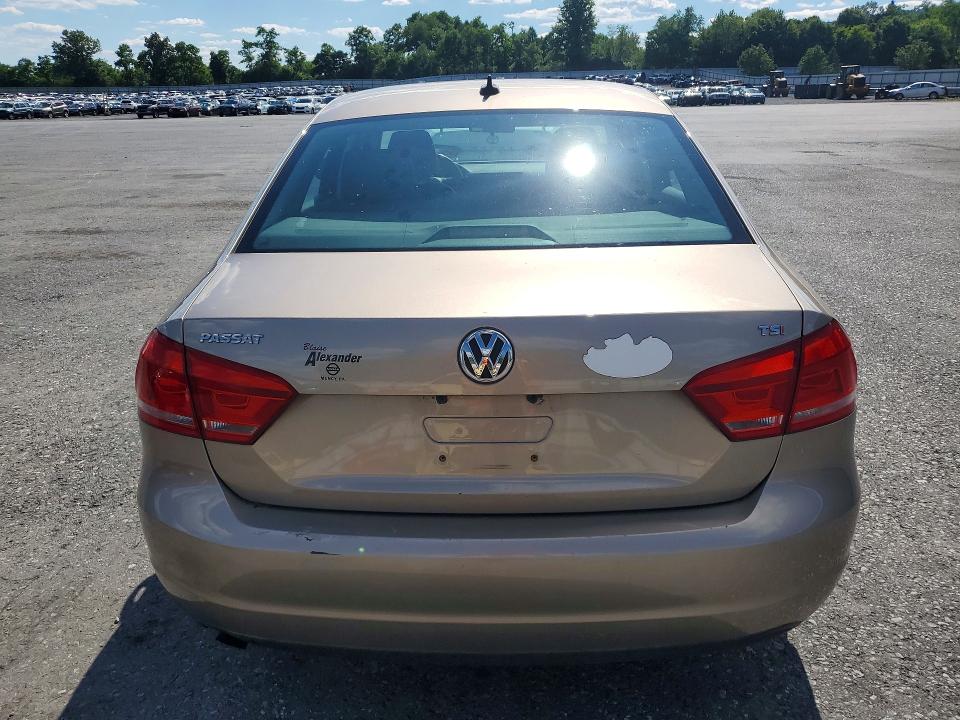 58956646 :رقم المزاد ، 1VWAT7A34FC101379 vin ، 2015 Volkswagen Passat مزاد بيع