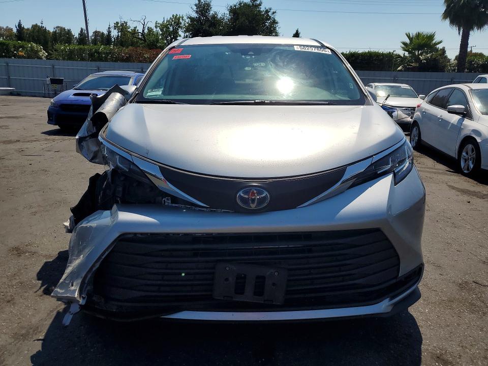 Продаж на аукціоні авто 2022 Toyota Sienna, vin: 5TDKRKEC6NS100704, номер лоту: 58207806