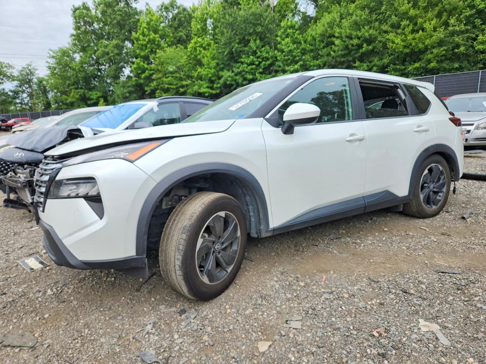 2024 Nissan Rogue მანქანა იყიდება აუქციონზე, vin: 5N1BT3BB0RC681977, აუქციონის ნომერი: 57702296