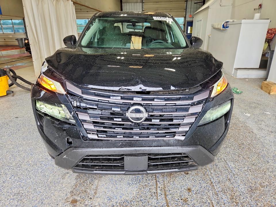 56545216 :رقم المزاد ، 5N1BT3BA6TC823280 vin ، 2026 Nissan Rogue مزاد بيع