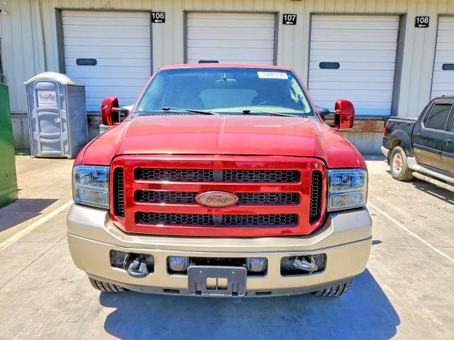 2005 Ford Excursion მანქანა იყიდება აუქციონზე, vin: 1FMSU45PX5EA49500, აუქციონის ნომერი: 55680356