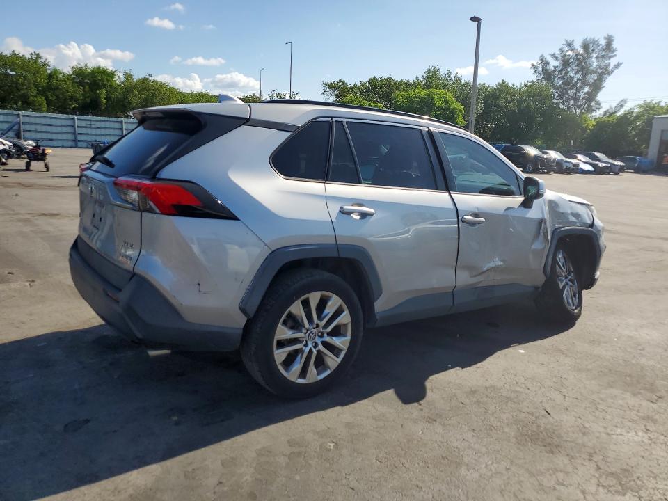 Продажа на аукционе авто 2019 Toyota Rav4, vin: 2T3C1RFV2KW021688, номер лота: 57572006