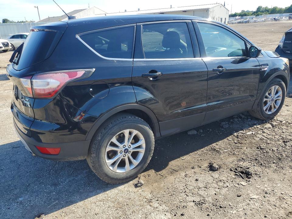 Продажа на аукционе авто 2017 Ford Escape, vin: 1FMCU0GD1HUA80340, номер лота: 58406486
