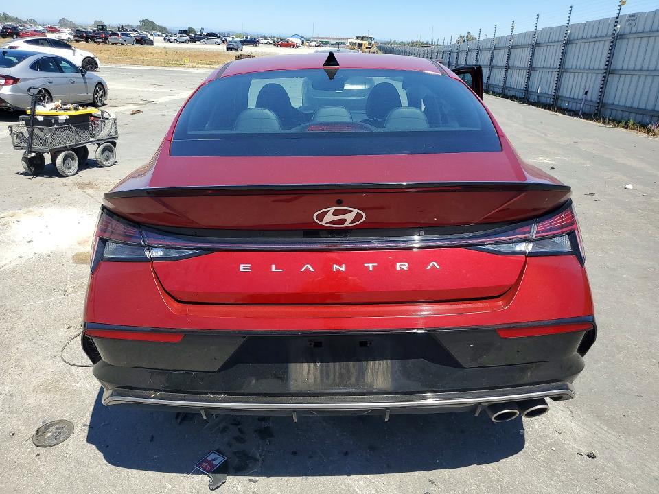 2024 Hyundai Elantra მანქანა იყიდება აუქციონზე, vin: KMHLR4DF6RU813353, აუქციონის ნომერი: 56979266