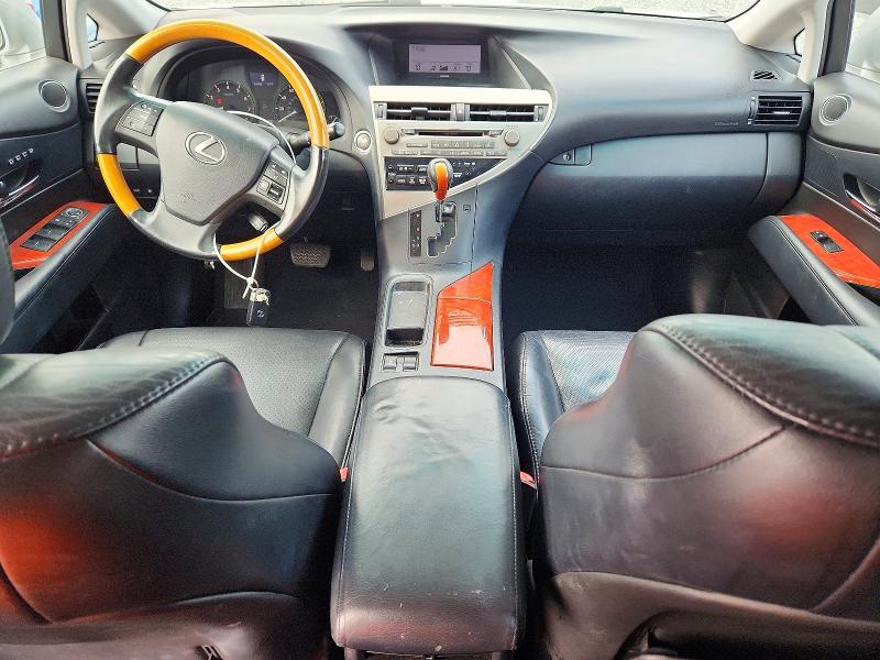 59144126 :رقم المزاد ، 2T2ZK1BA3AC031453 vin ، 2010 Lexus Rx مزاد بيع