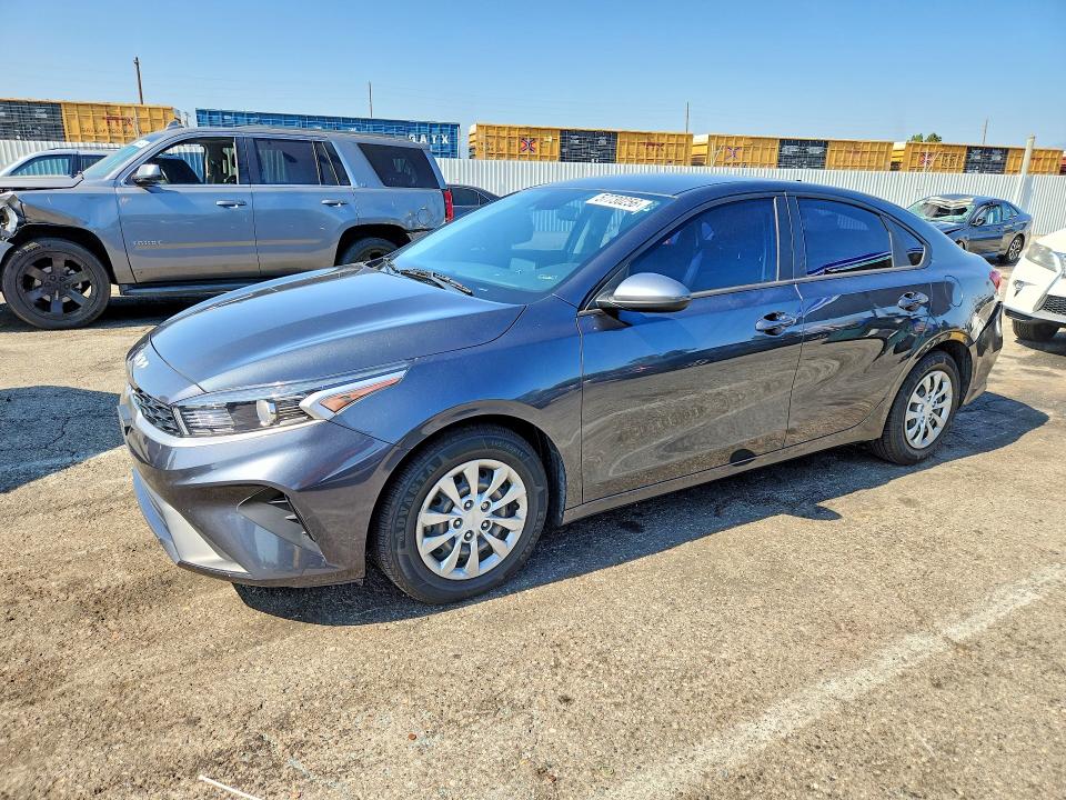 57730256 :رقم المزاد ، 3KPF24AD6PE641958 vin ، 2023 Kia Forte مزاد بيع