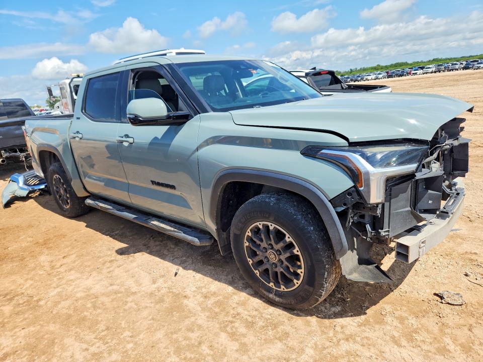 Продажа на аукционе авто 2022 Toyota Tundra, vin: 5TFLA5AB5NX014157, номер лота: 57381666