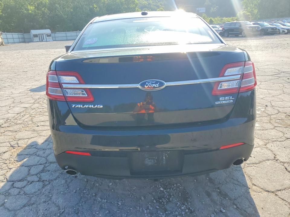 85630205 :رقم المزاد ، 1FAHP2E89DG181949 vin ، 2013 Ford Taurus مزاد بيع