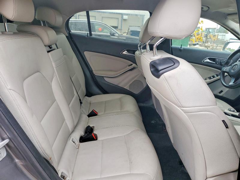55506176 :رقم المزاد ، WDCTG4EB1GJ224807 vin ، 2016 Mercedes-benz Gla مزاد بيع