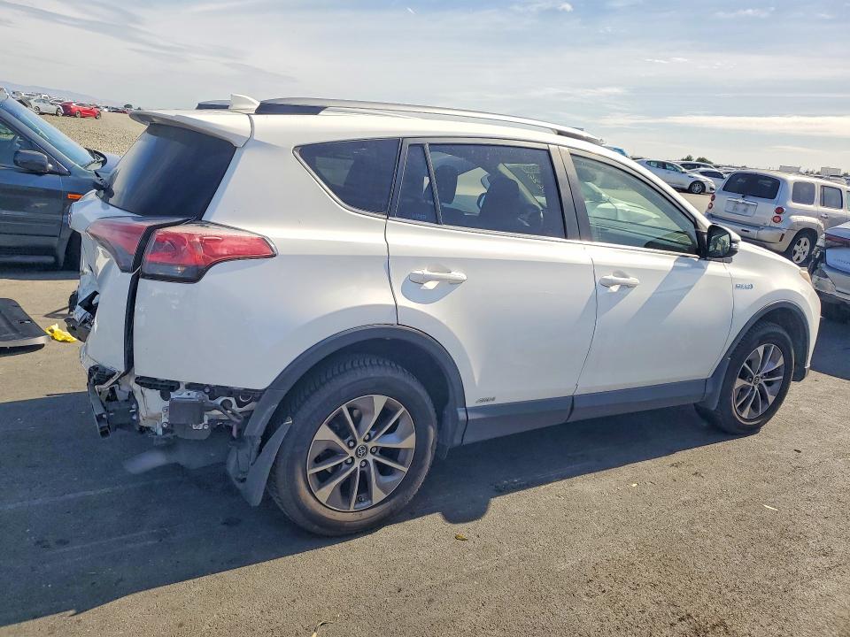 55470686 :رقم المزاد ، JTMRJREV8HD098535 vin ، 2017 Toyota Rav4 Hybrid مزاد بيع