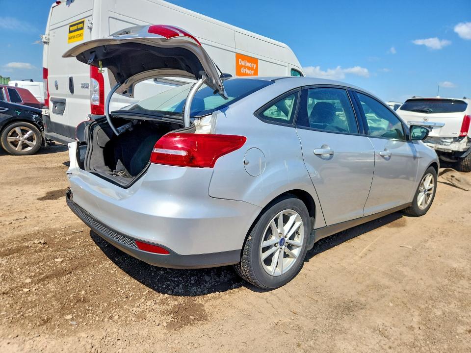 58136066 :رقم المزاد ، 1FADP3F27JL250753 vin ، 2018 Ford Focus مزاد بيع
