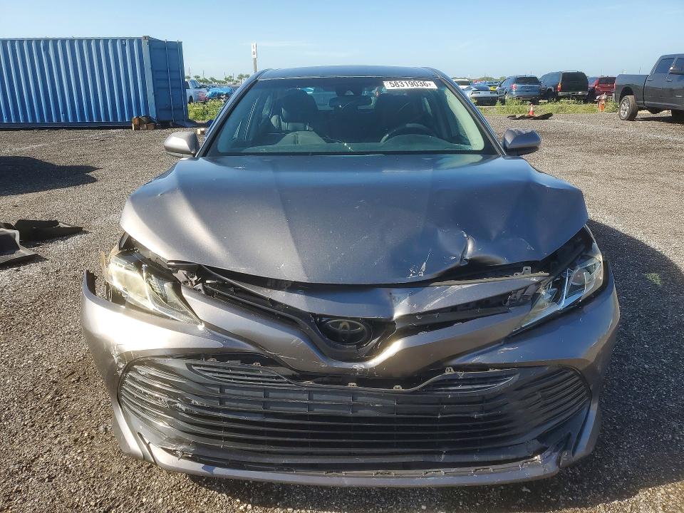 Продажа на аукционе авто 2018 Toyota Camry, vin: 4T1B11HK4JU565150, номер лота: 58319036