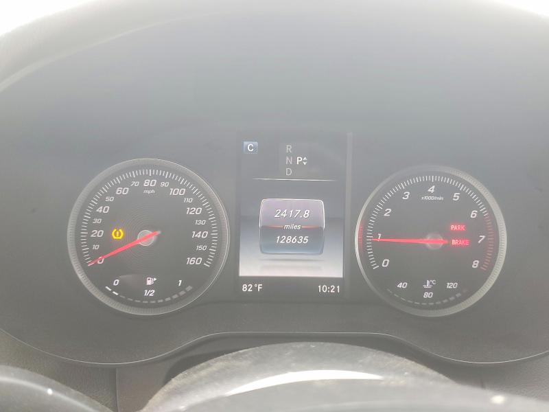 58600996 :رقم المزاد ، WDDWJ4KB5HF328364 vin ، 2017 Mercedes-benz C مزاد بيع