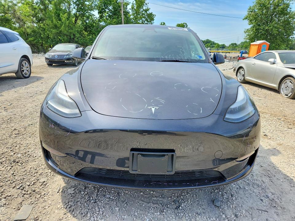 2024 Tesla Model Y მანქანა იყიდება აუქციონზე, vin: 7SAYGDED1RF039389, აუქციონის ნომერი: 56160786