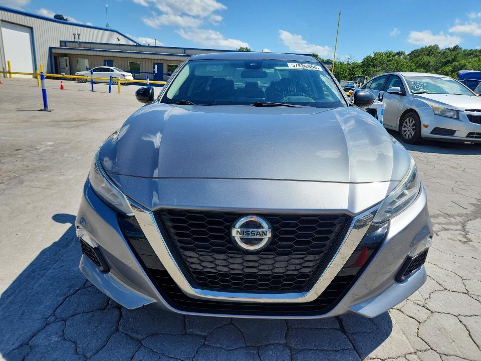 Auction sale of the 2020 Nissan Altima, vin: 1N4BL4CV4LC177626, lot number: 57836556