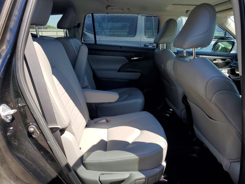 2022 Toyota Highlander მანქანა იყიდება აუქციონზე, vin: 5TDGZRBH8NS204027, აუქციონის ნომერი: 55407746