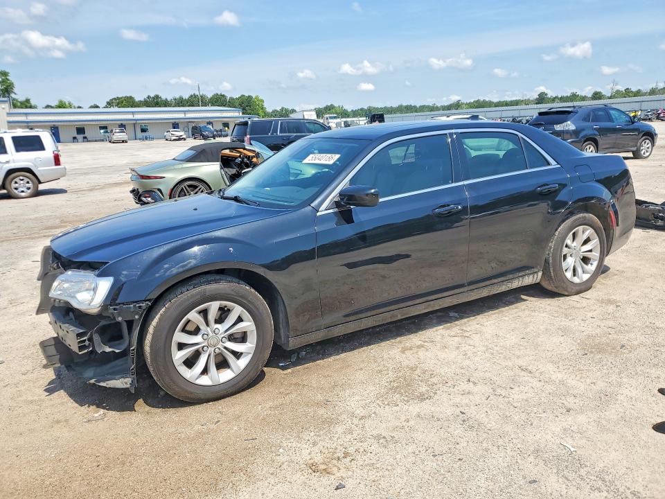 Auction sale of the 2015 Chrysler 300, vin: 2C3CCAAG7FH864378, lot number: 55040186